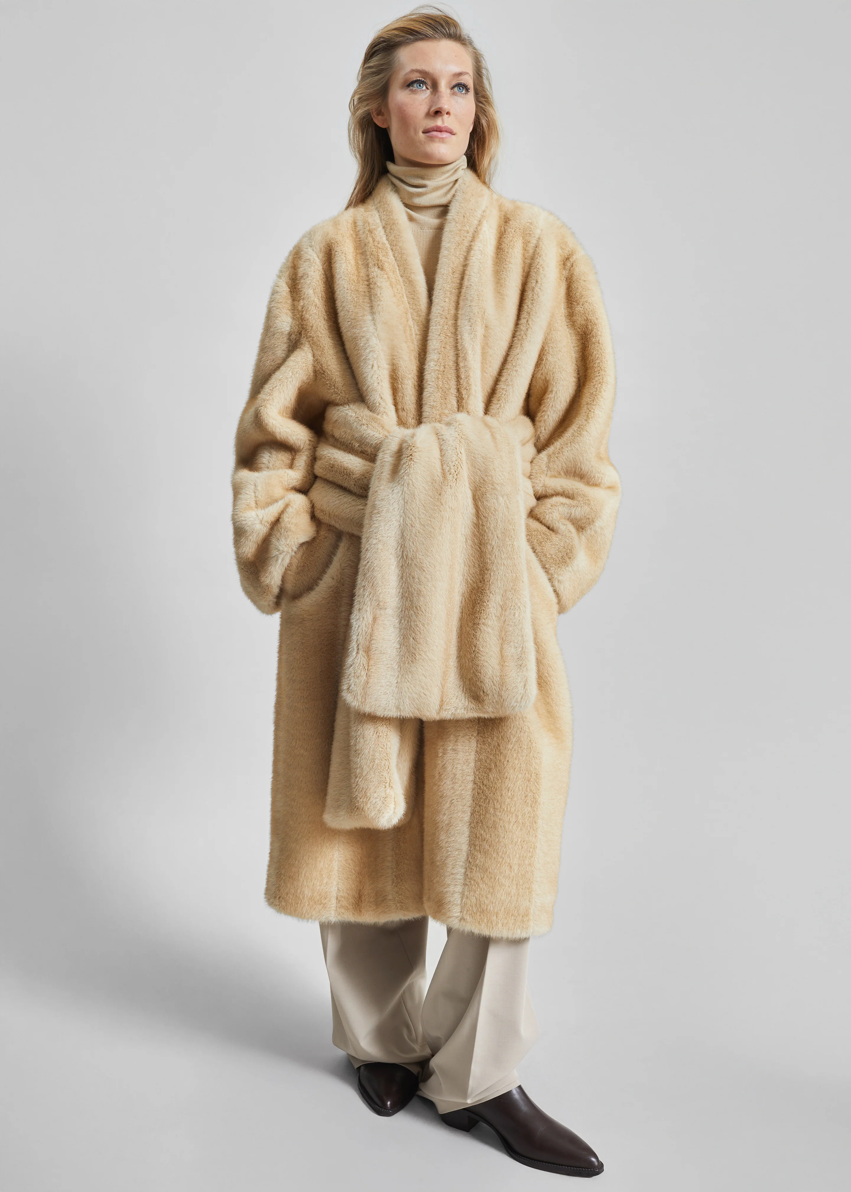 Ciasa Faux Fur Scarf - Beige - Image 3