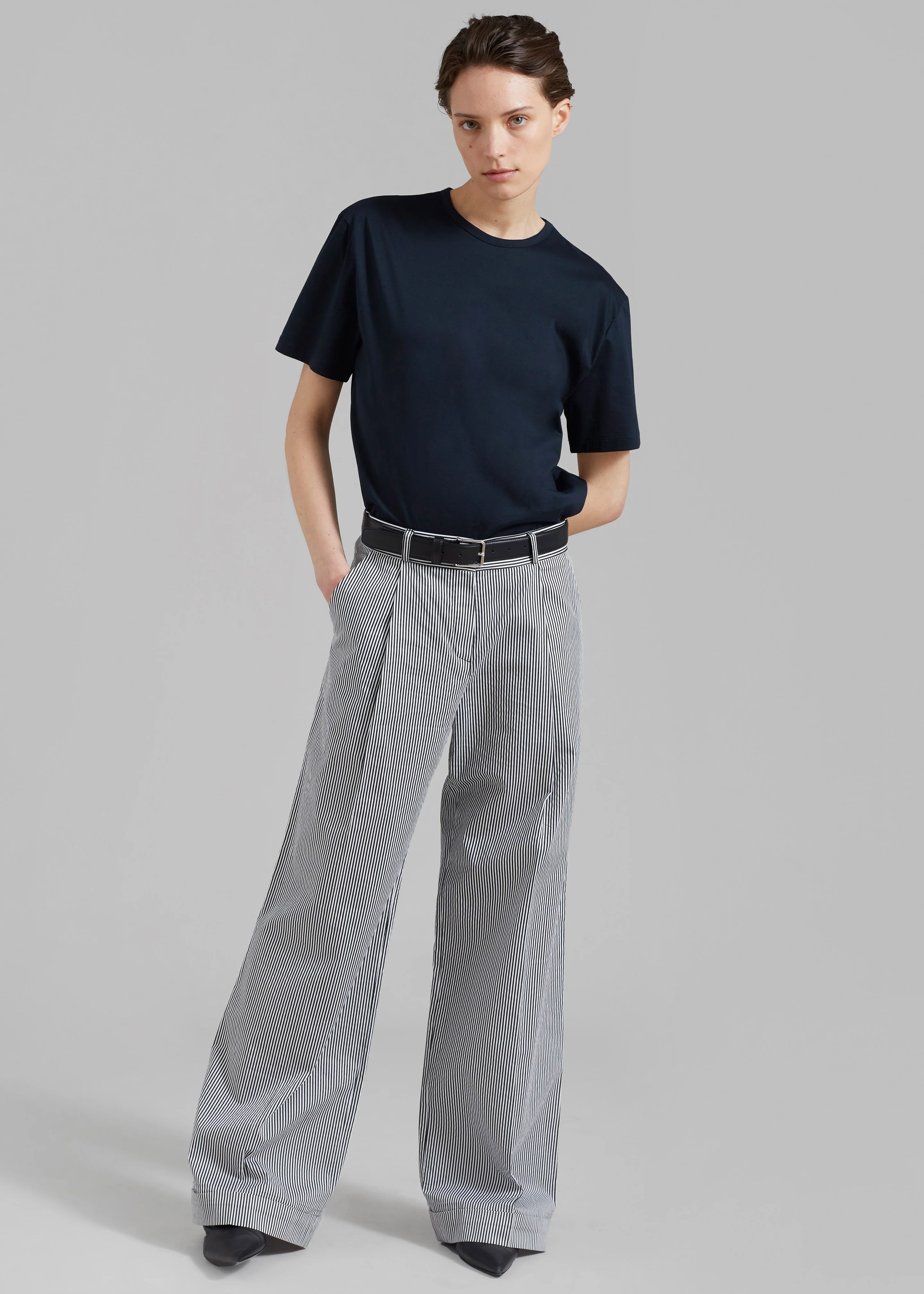 Connell Boxy Tee - Navy - Image 7