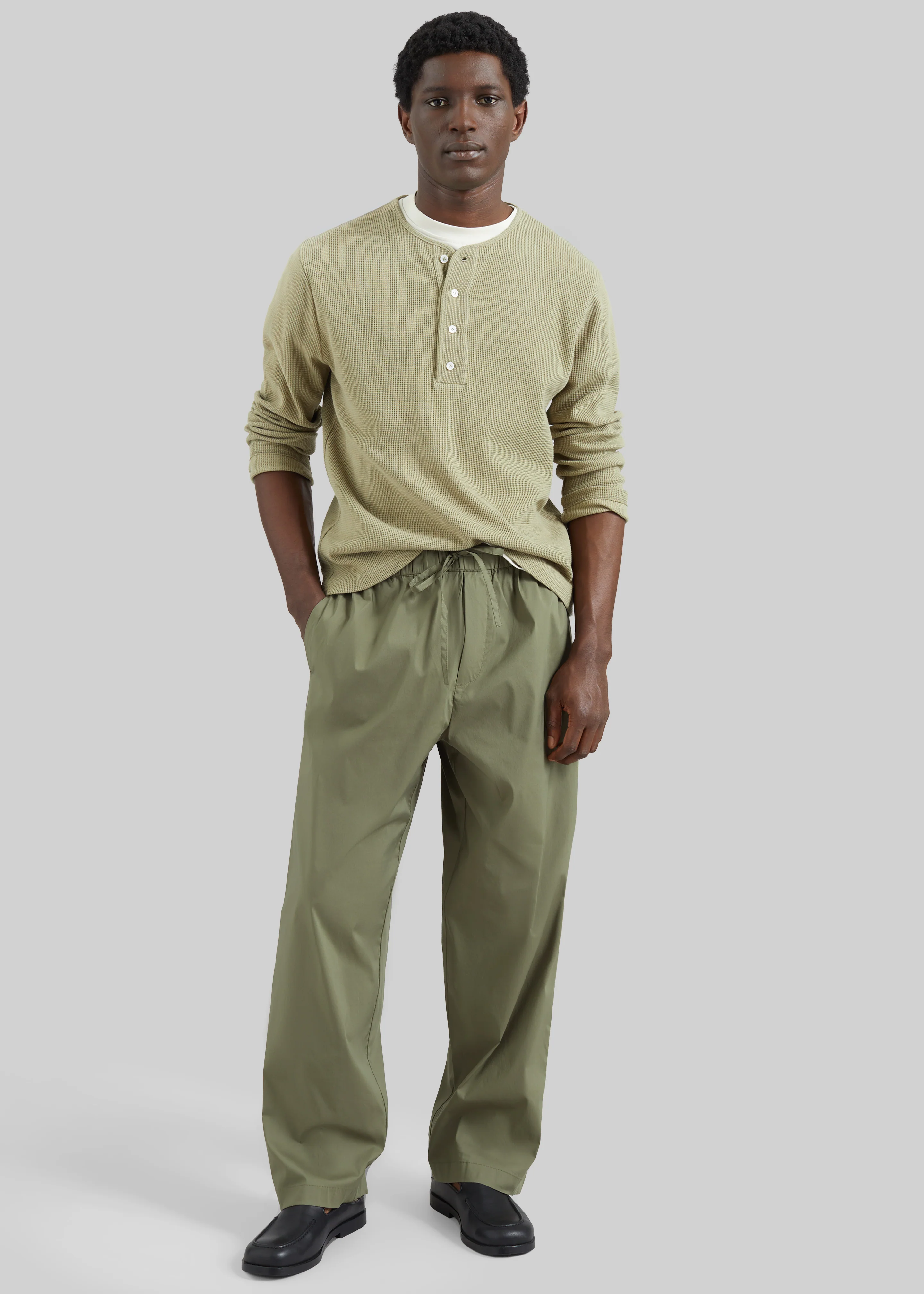 Darkpark Ian Jogger Fit Pants - Military Green - Image 2