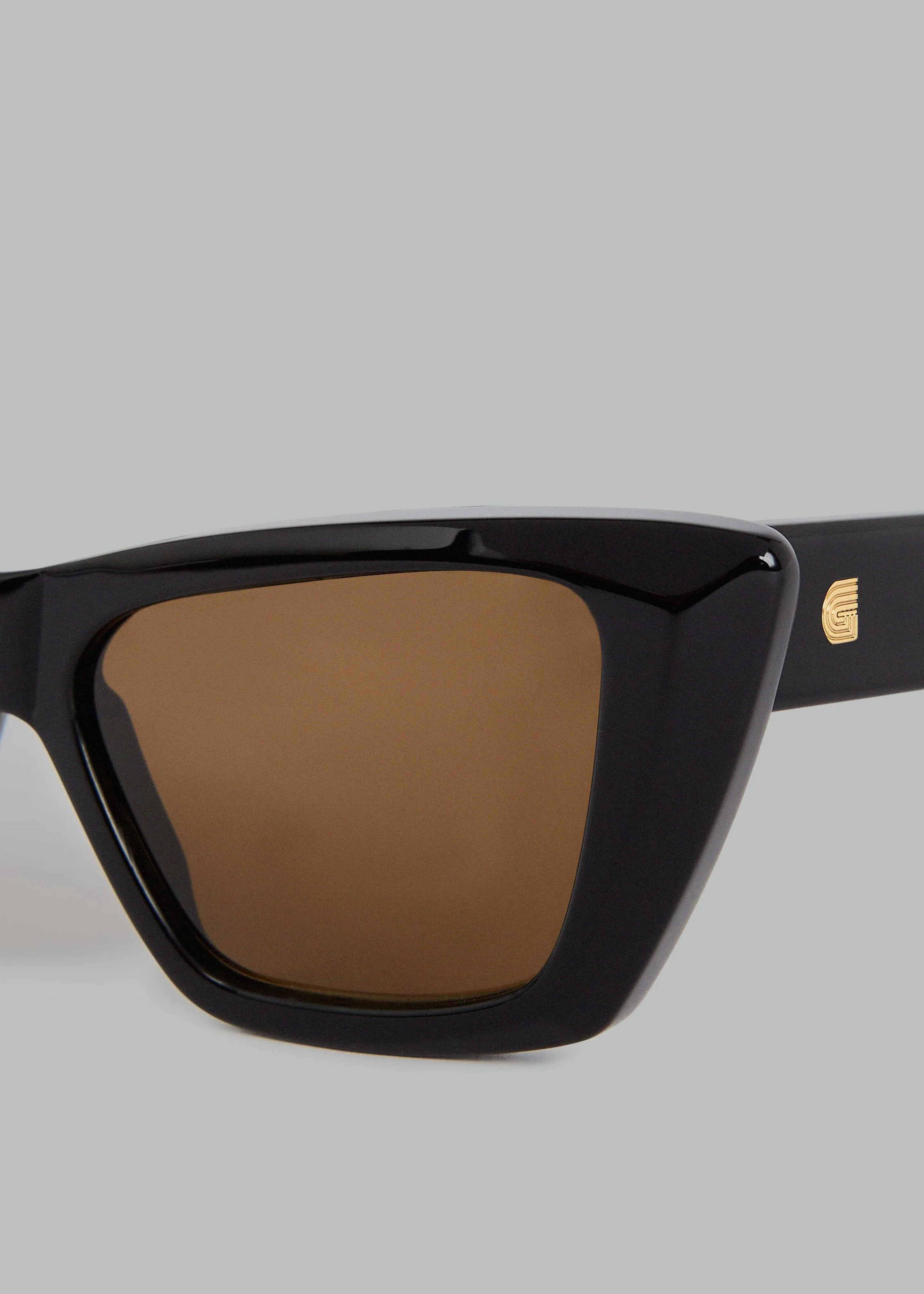 Gince Goods Mac Cat Eye Sunglasses - Black/Gradient Brown - Image 3