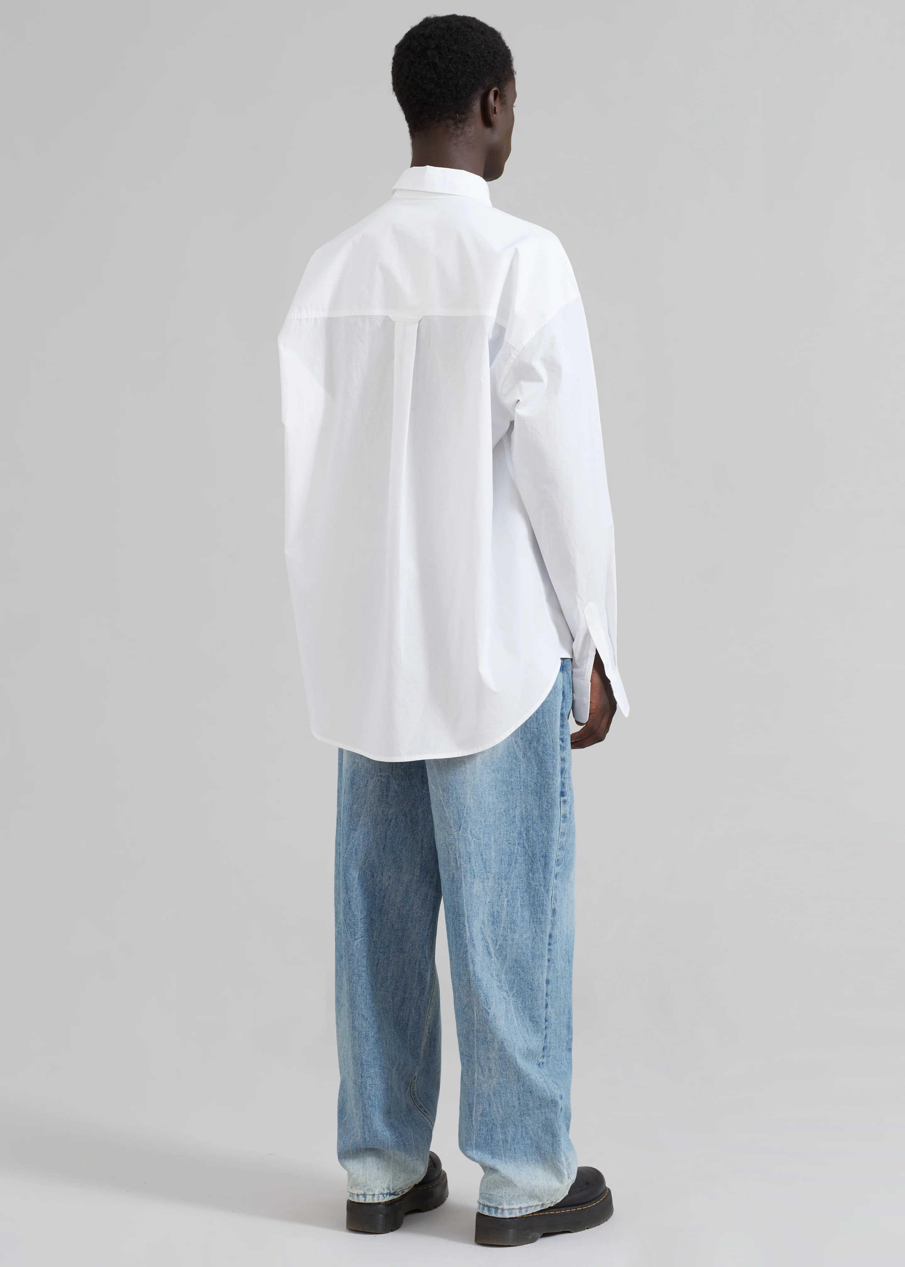 Gus Oversized Shirt - White - Image 17