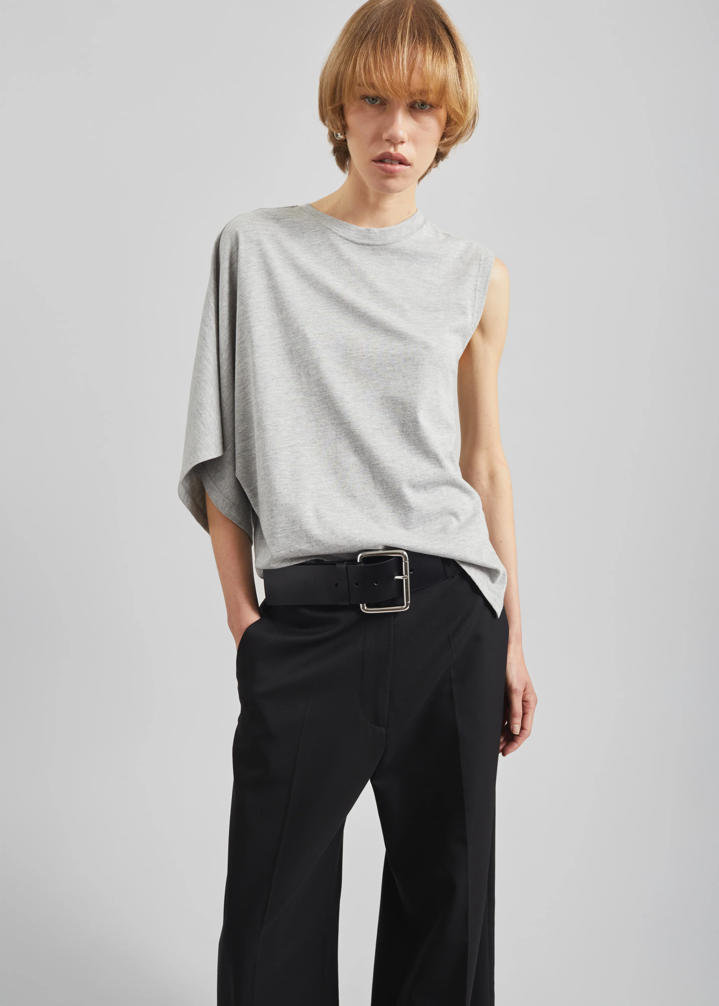 Ismere One-Sleeve Asymmetric Top - Grey - Image 4