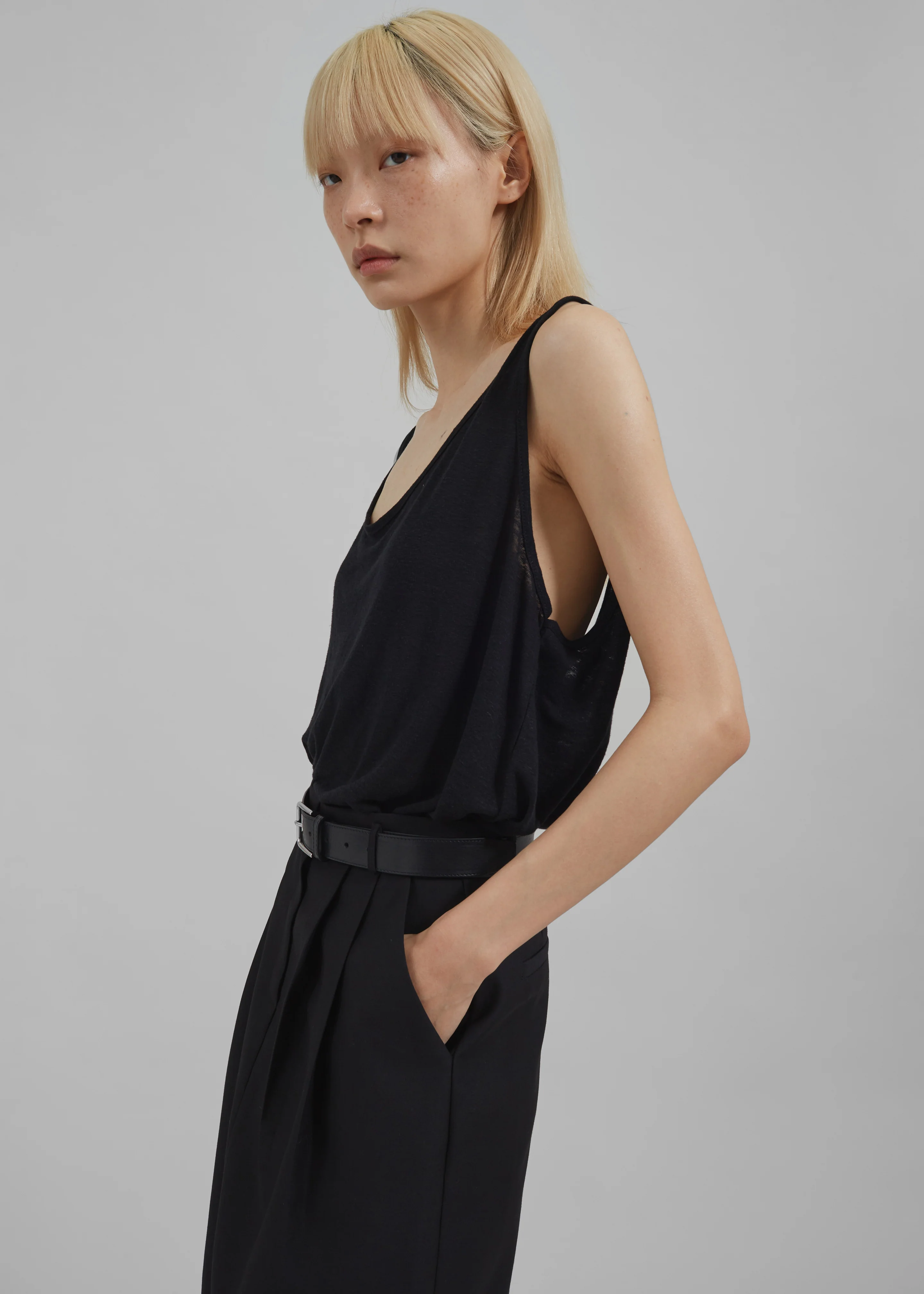 Josie Scoop Neck Tank Top - Black - Image 3