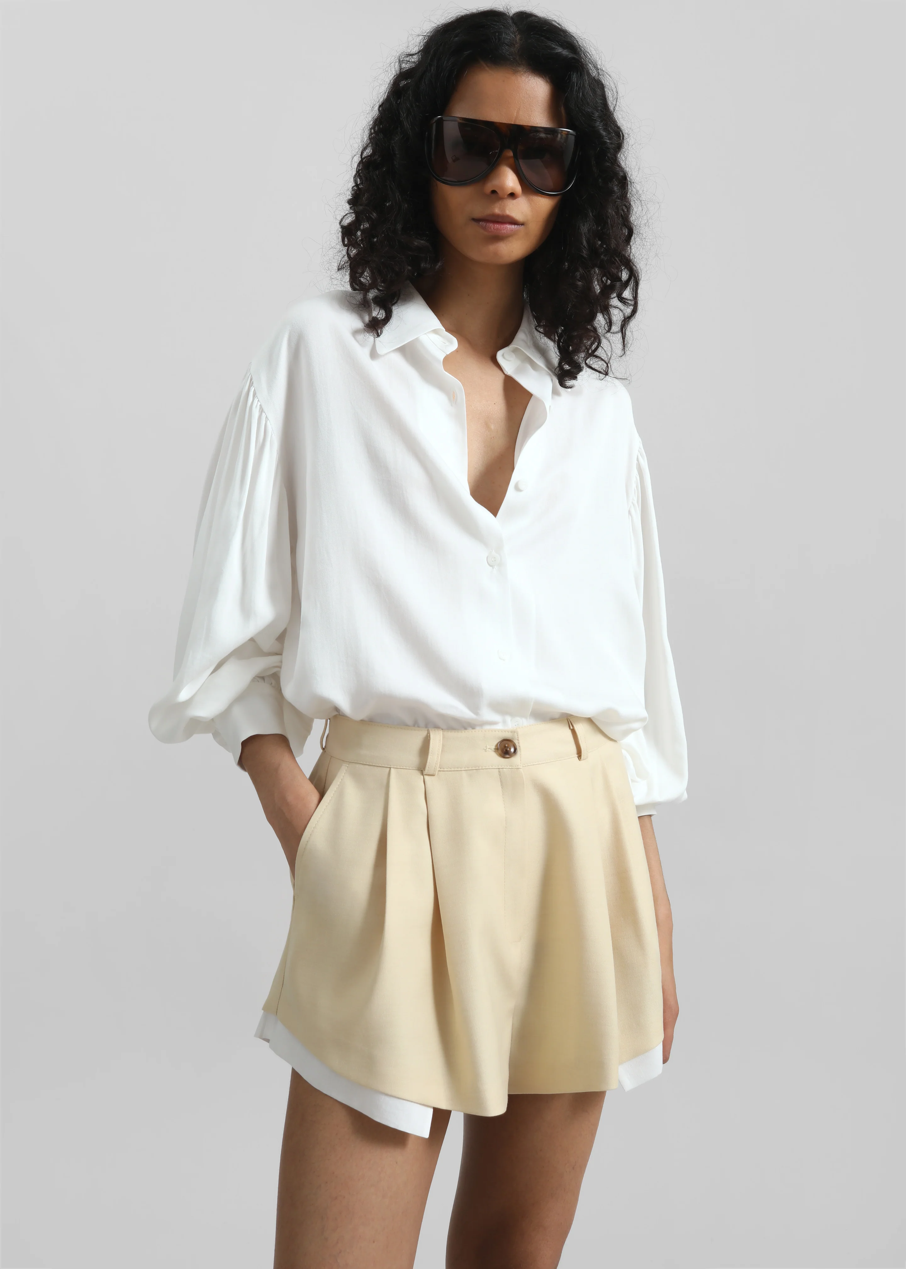Juvay Pleated Shorts - Pale Yellow - Image 4