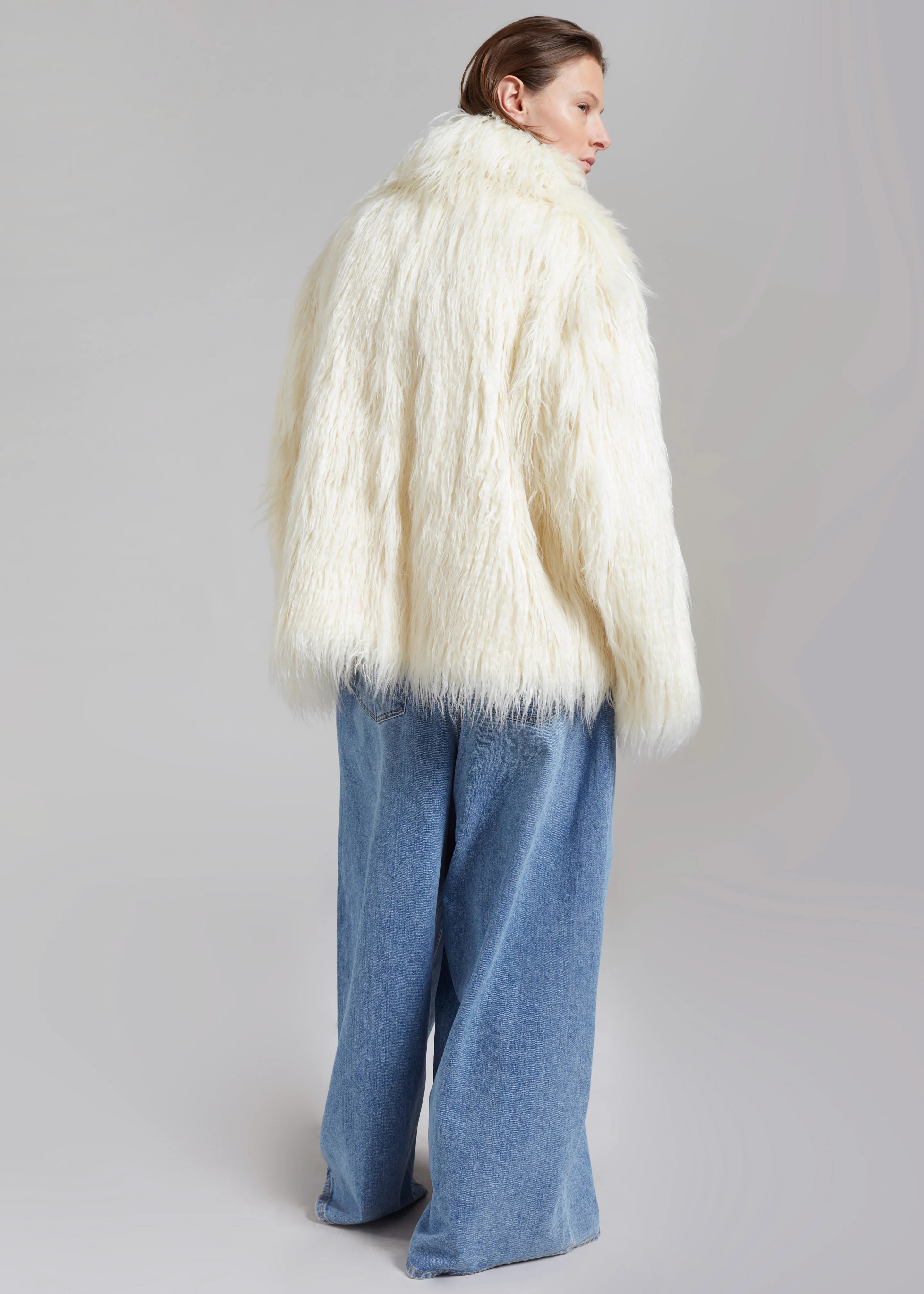 Liza Short Faux Fur Coat - Off White - Image 8