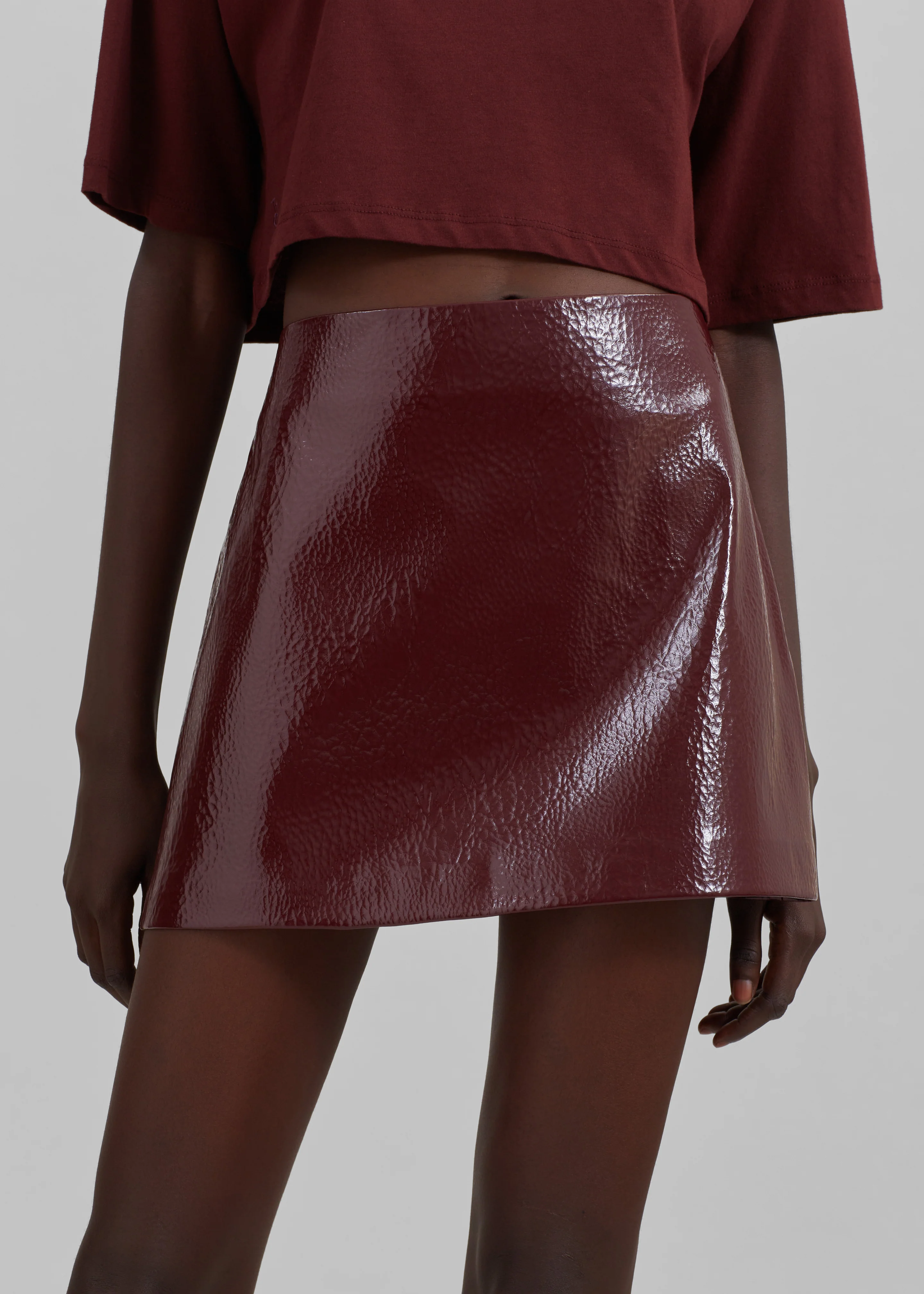 Mary Crackled Faux Leather Mini Skirt - Burgundy