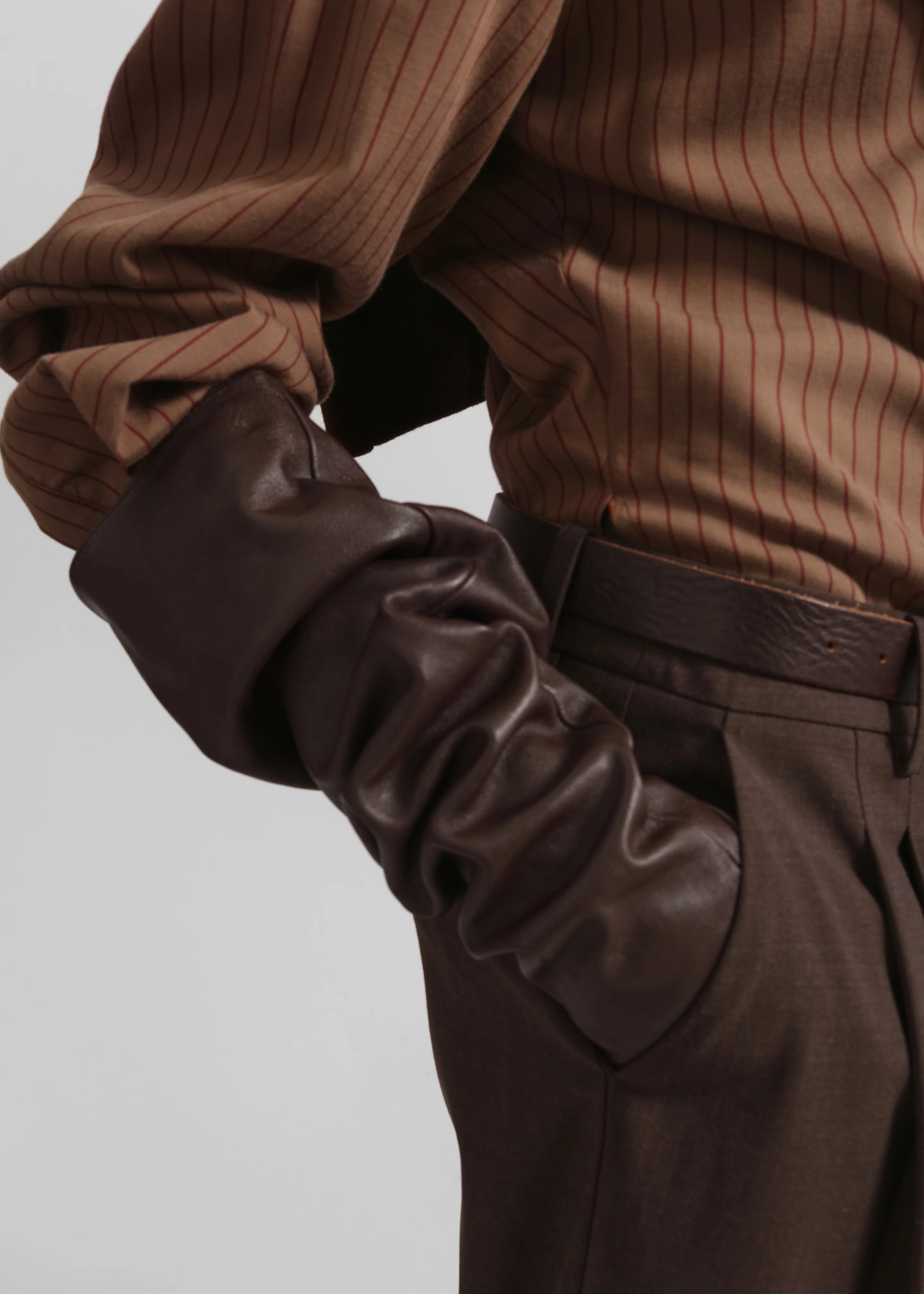 Veneto Long Leather Gloves - Dark Brown - Image 4